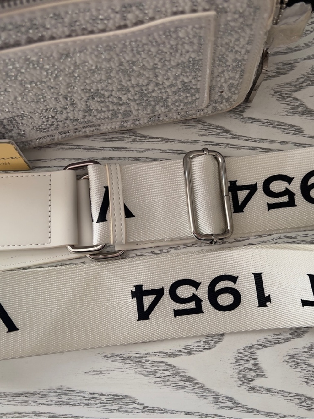 Star-Embellished Ivory Crossbody Bag by Vintage Havana Vintage Havana Silver - Picture 3 of 6